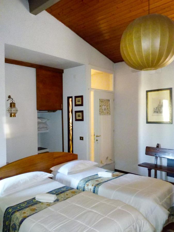 Bed&Breakfast Mimosa Cascina Exterior foto